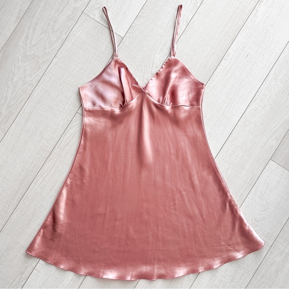 Pink satin slip mini dress - Picture 3 of 13